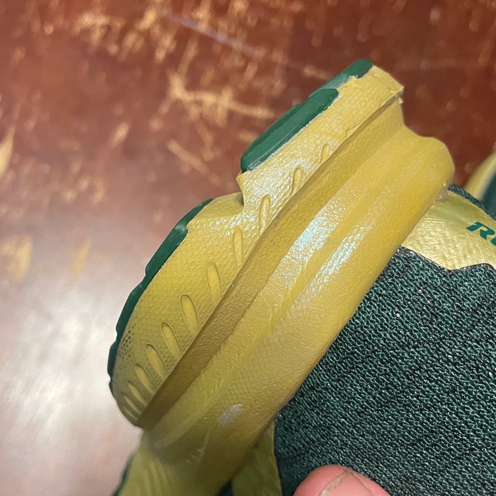 Women’s Brooks Launch Run Lucky Limited Edition Shoes in Green and Gold size 7 - Picture 13 of 13